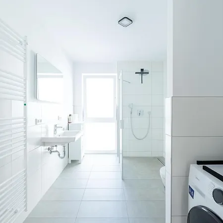 Ferienwohnung Lit Living: Luxus - Box Spring - Parking - Terrace Ludwigshafen am Rhein Exterior foto