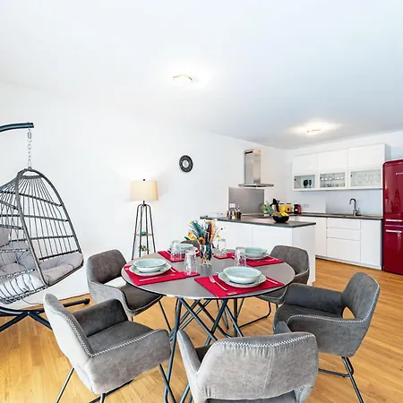 Ferienwohnung Lit Living: Luxus - Box Spring - Parking - Terrace Ludwigshafen am Rhein Exterior foto