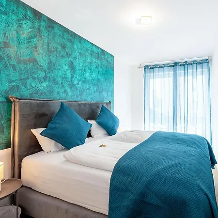 Ferienwohnung Lit Living: Luxus - Box Spring - Parking - Terrace Ludwigshafen am Rhein Zimmer foto